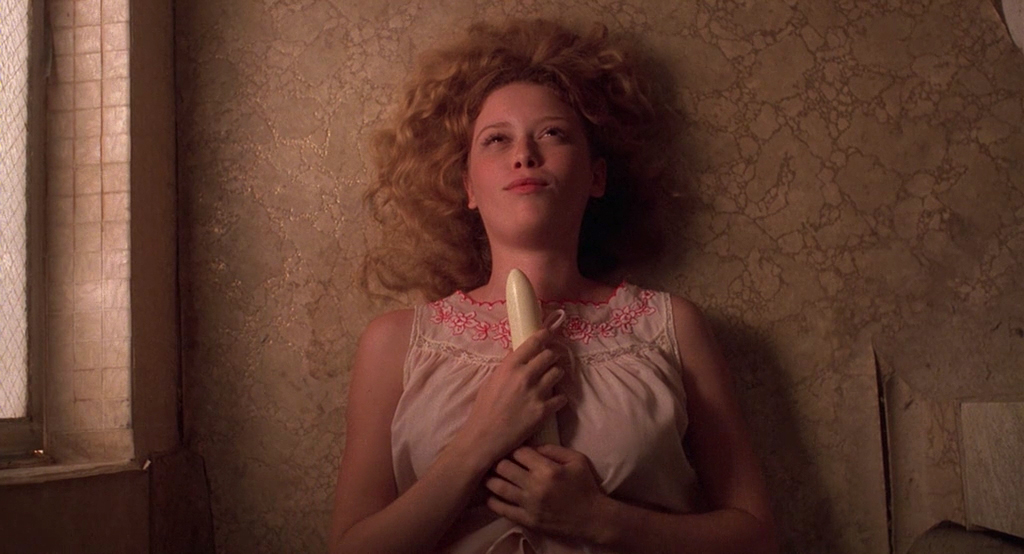 Slums of Beverly Hills (1998)